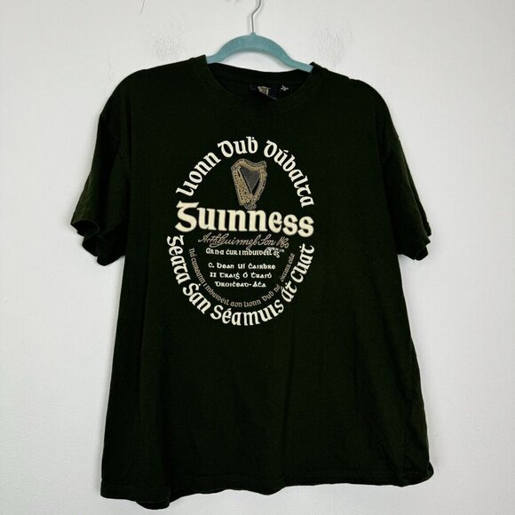 Guinness Beer T-Shirt Gaelic Mens Size L Green Official Merchandise Relaxed Fit - Picture 1 of 4